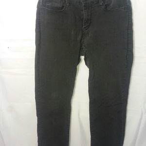 Levi's black curvy straight jeans womens size 12M 31WX32L stretch denim 5 pocket